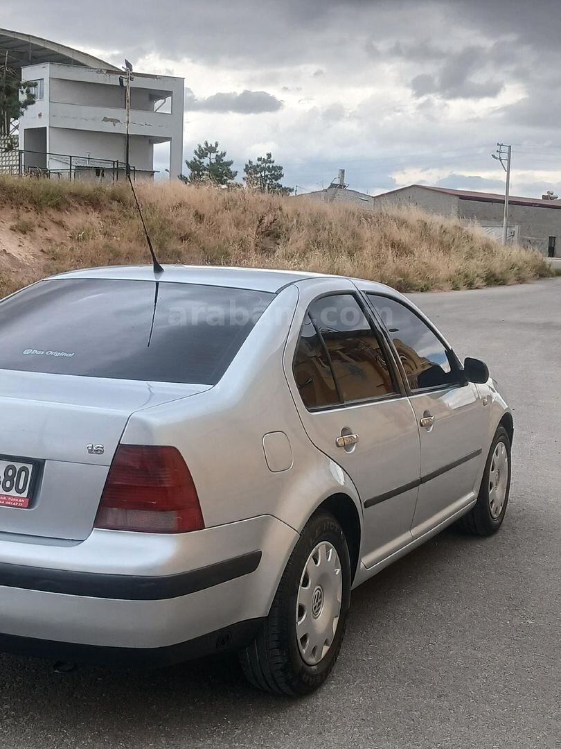 Galeriden Volkswagen Bora 1.6 Trendline 2001 Model Konya 268.000 km Gri (Gümüş) 6
