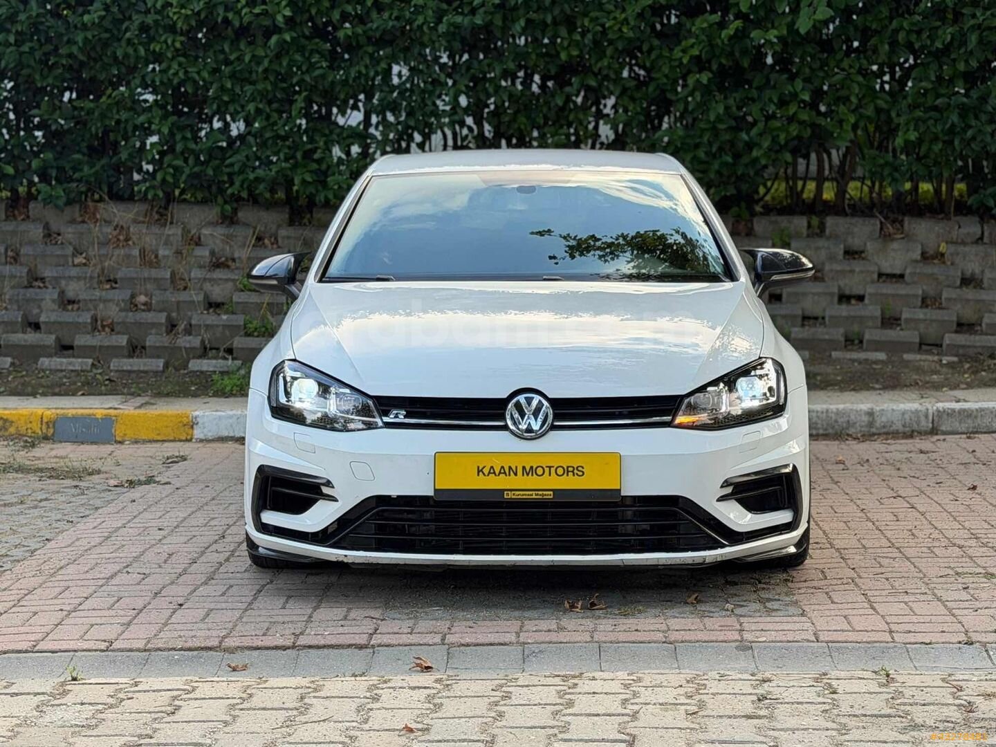 Galeriden Volkswagen Golf 1.2 TSi Comfortline 2015 Model İstanbul 169.000 km Beyaz 3