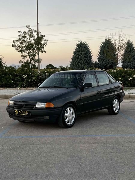 Galeriden Opel Astra 1.6 GLS 1998 Model Karaman 390.000 km Füme