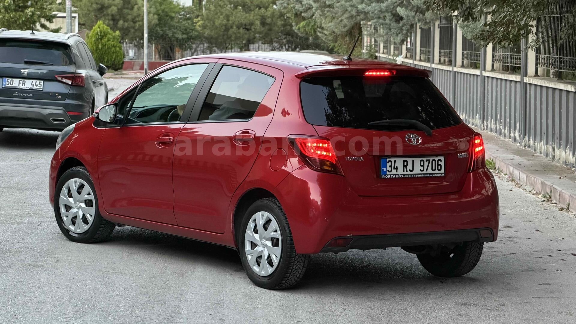 Galeriden Toyota Yaris 1.33 Style 2016 Model Ankara 113.000 km Kırmızı 6