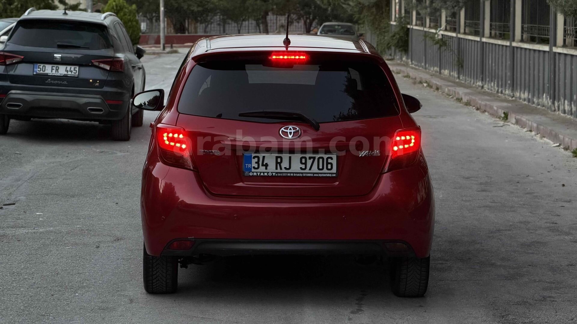 Galeriden Toyota Yaris 1.33 Style 2016 Model Ankara 113.000 km Kırmızı 5