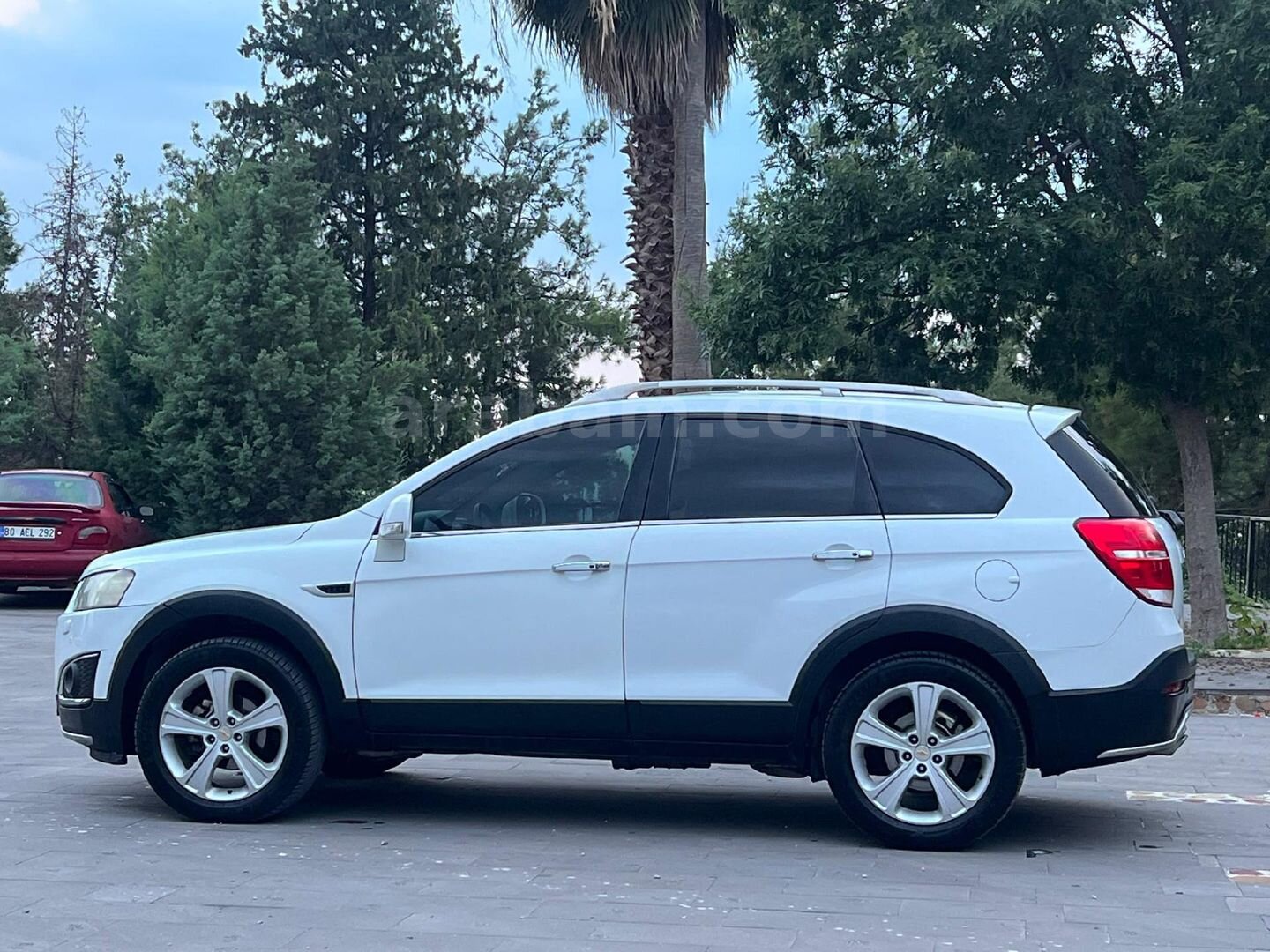 Sahibinden Chevrolet Captiva 2.0 D LTZ 2013 Model Beyaz 3