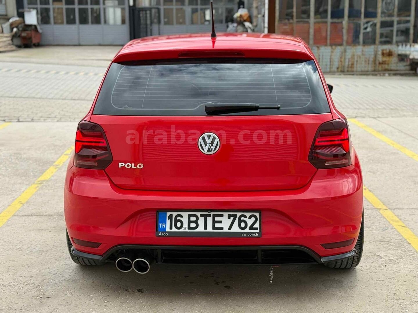 Galeriden Volkswagen Polo 1.4 Comfortline 2011 Model Bursa 185.000 km Kırmızı 4