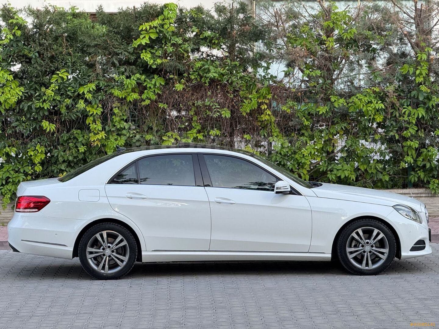 EYMEN DEMİR OTOMOTİV'DEN 2015 E-180 EMSALSİZ TEMİZLİKTE BOYASIZ. 4
