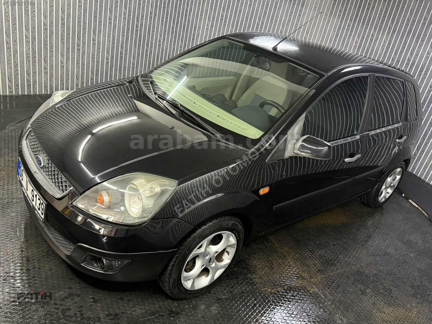 Galeriden Ford Fiesta 1.6 Comfort 2006 Model Eskişehir 214.000 km Siyah 5