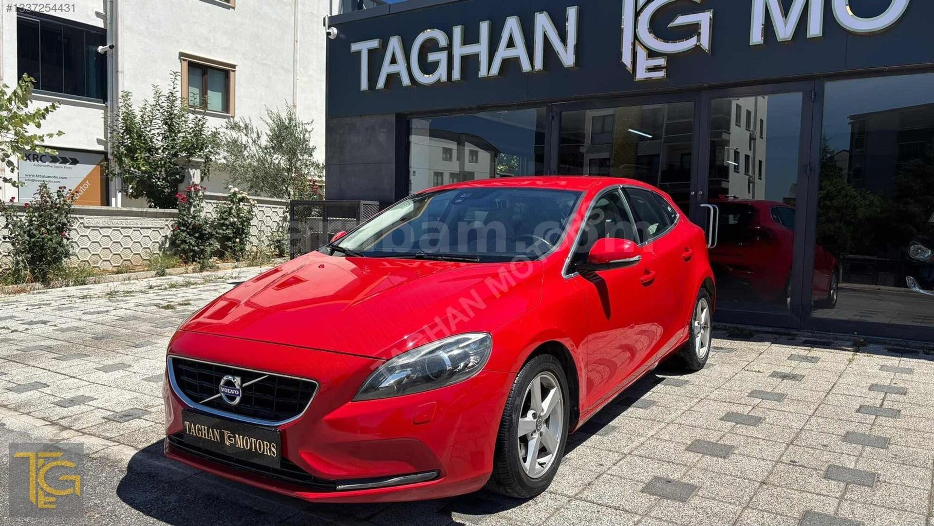 DEĞİŞENSİZ/VOLVO V40/2014/176.000KM/KREDİ KARTINA 12 TAKSİT 4