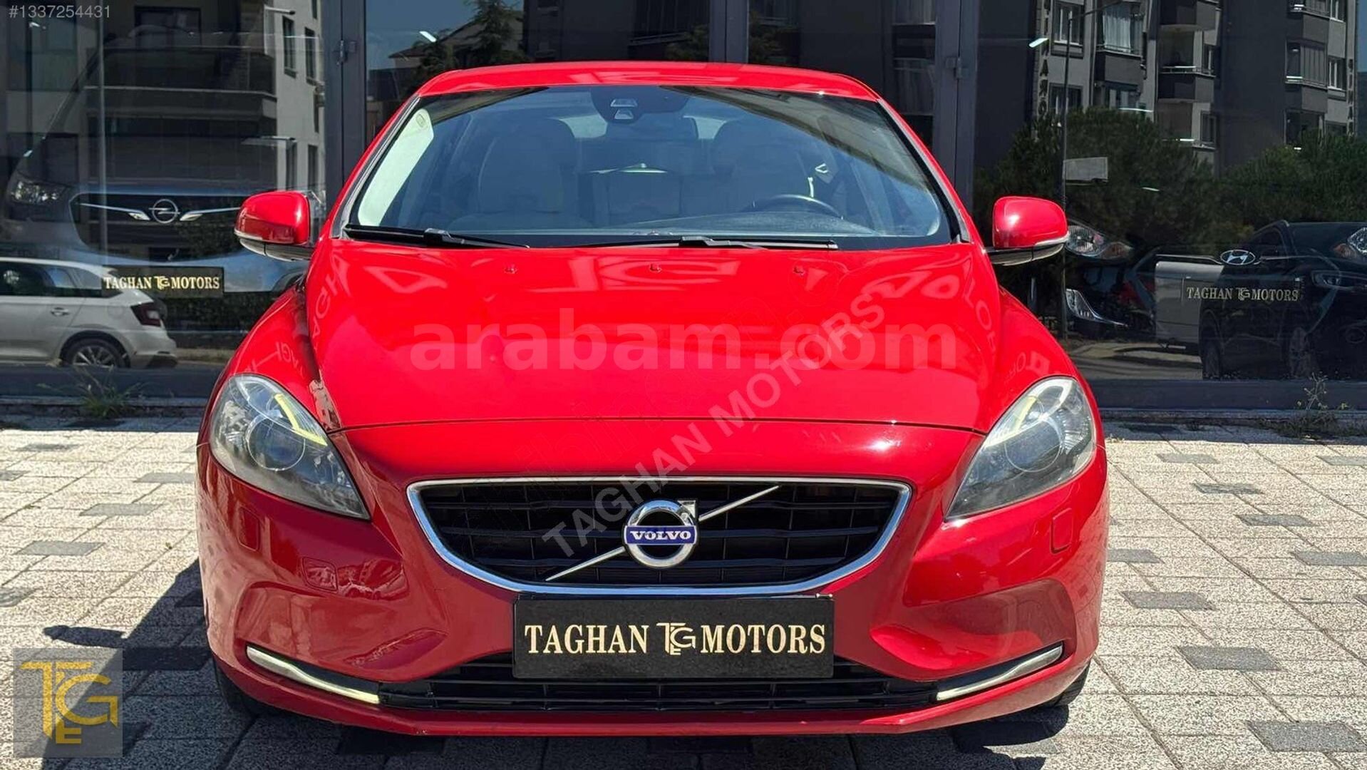DEĞİŞENSİZ/VOLVO V40/2014/176.000KM/KREDİ KARTINA 12 TAKSİT 1