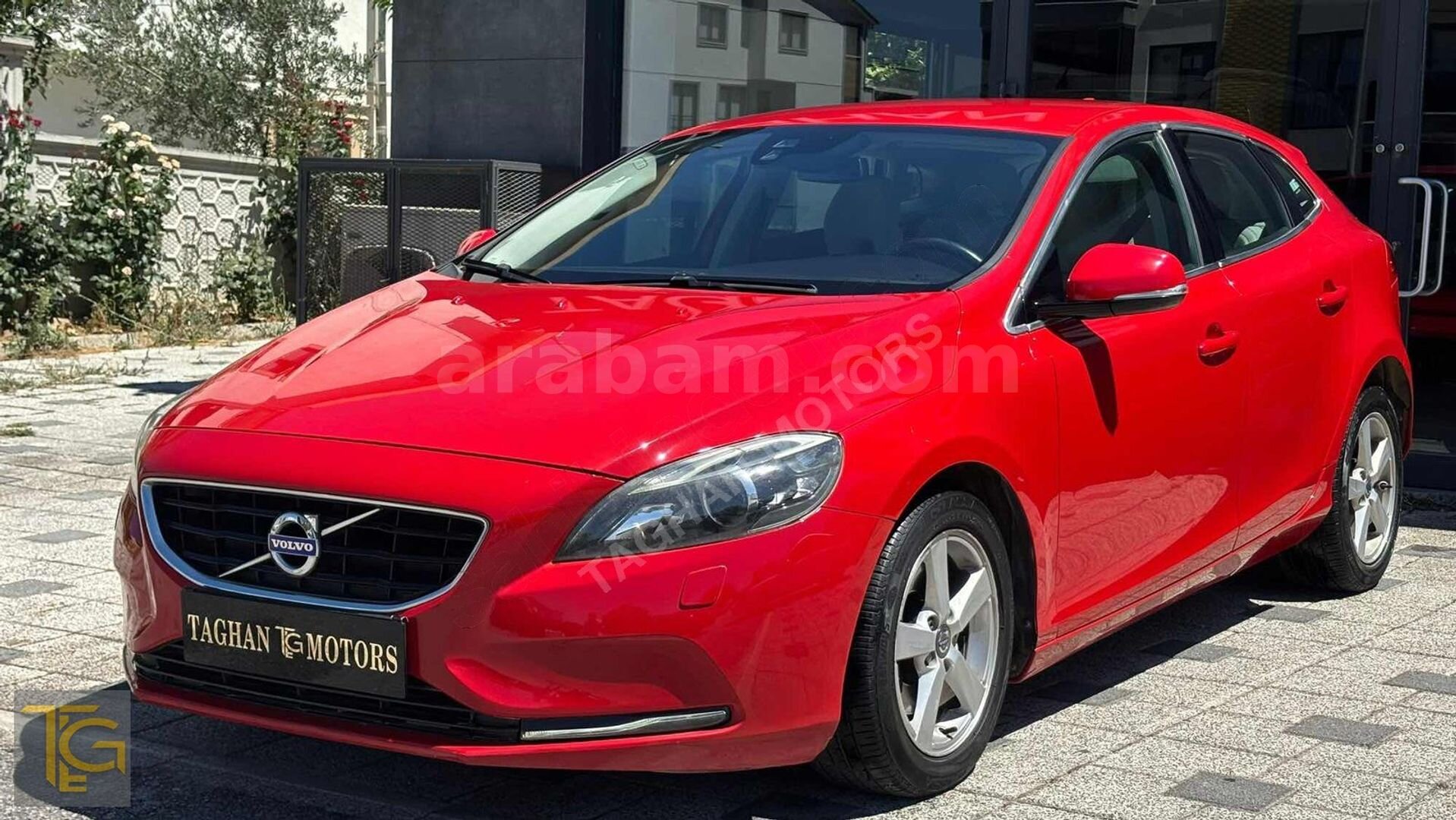 DEĞİŞENSİZ/VOLVO V40/2014/176.000KM/KREDİ KARTINA 12 TAKSİT 3