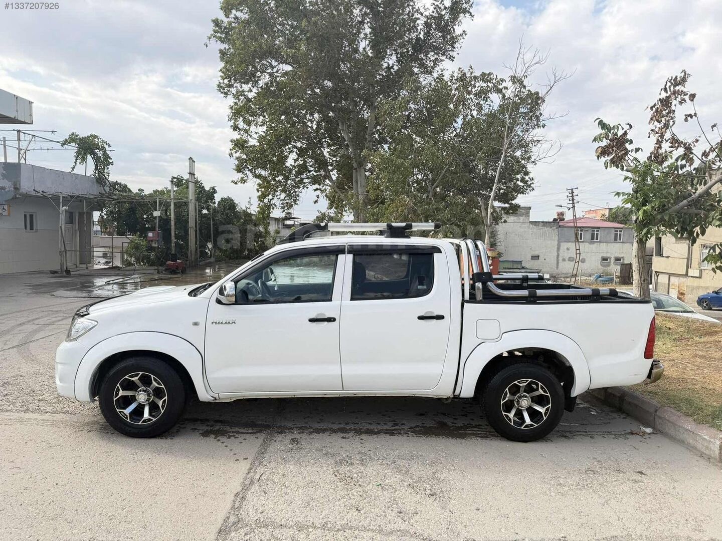 2010 MODEL ORJİNAL TOYOTA HILUX 3