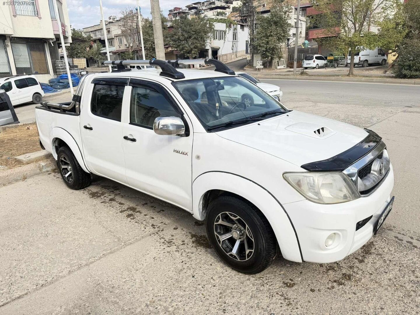 2010 MODEL ORJİNAL TOYOTA HILUX 2