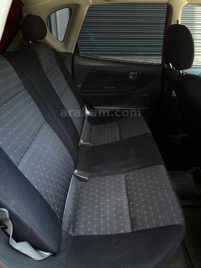 Sahibinden Daihatsu Sirion 1.3 2003 Model İstanbul 242.000 km Kırmızı 7