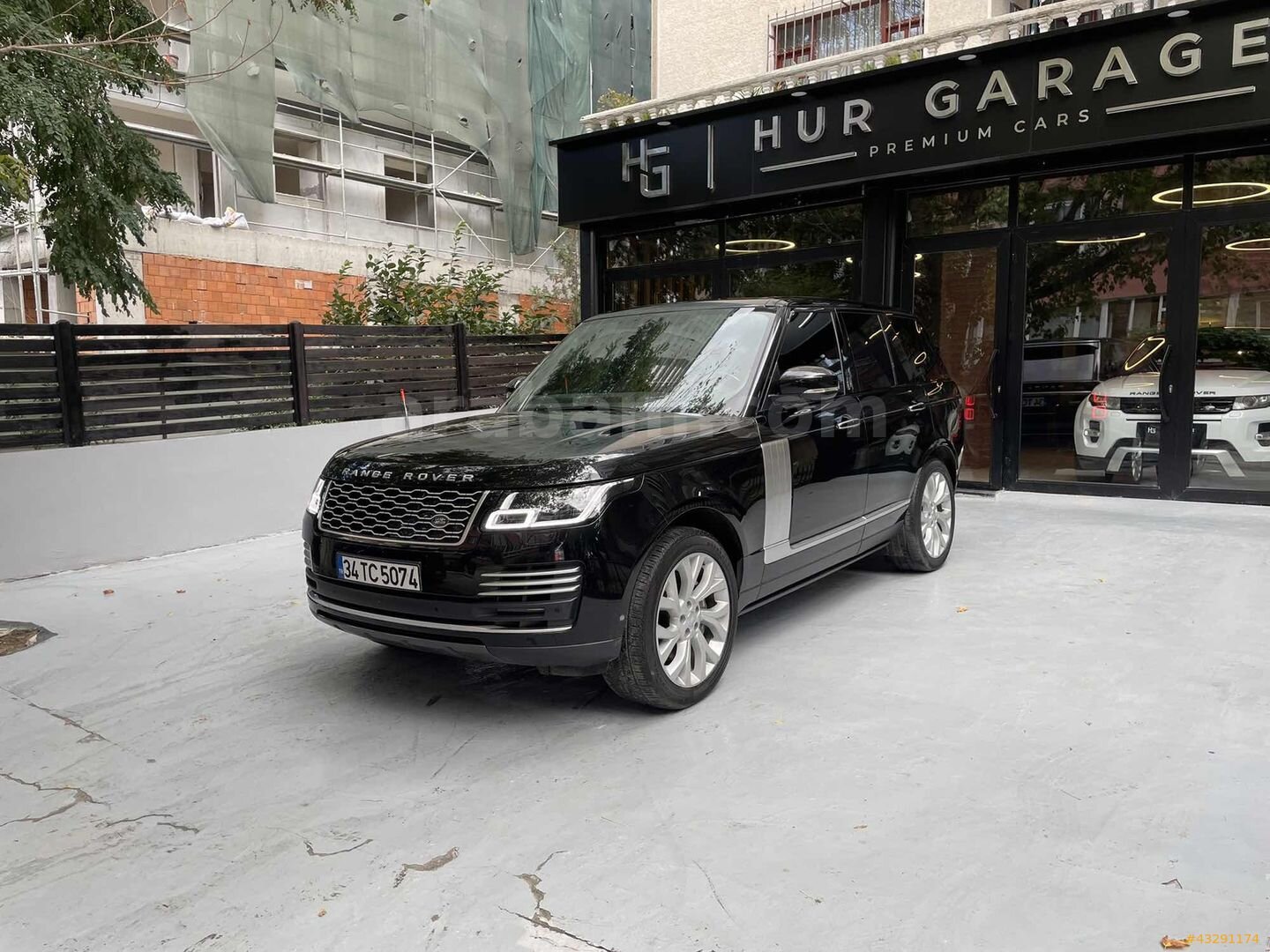 HÜR GARAGE RANGE ROVER VOUGE 2.0 PHEV AUTOBİOGRAPHY BAYİ HATASIZ 3