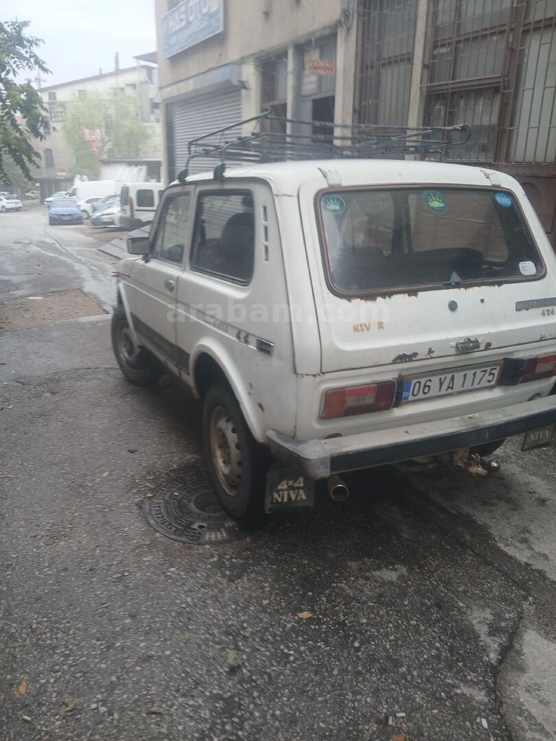 Sahibinden Lada Niva 1.6 1993 Model 2