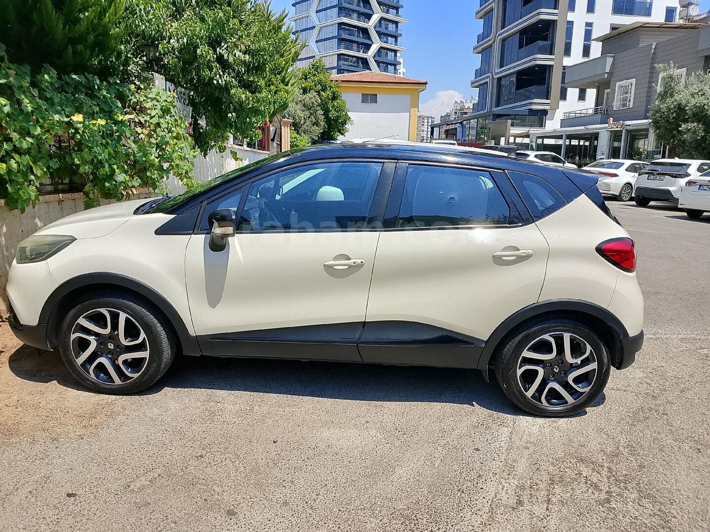 Sahibinden Renault Captur 1.2 TCe Icon 2013 Model Acil 2