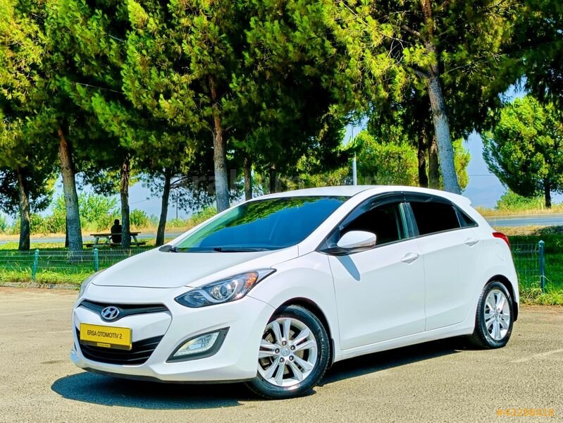 2014 Hyundai i30 1.6 GDi Style+OTOMATİK+ K.K 12 TAKSİT +FULL+FUL