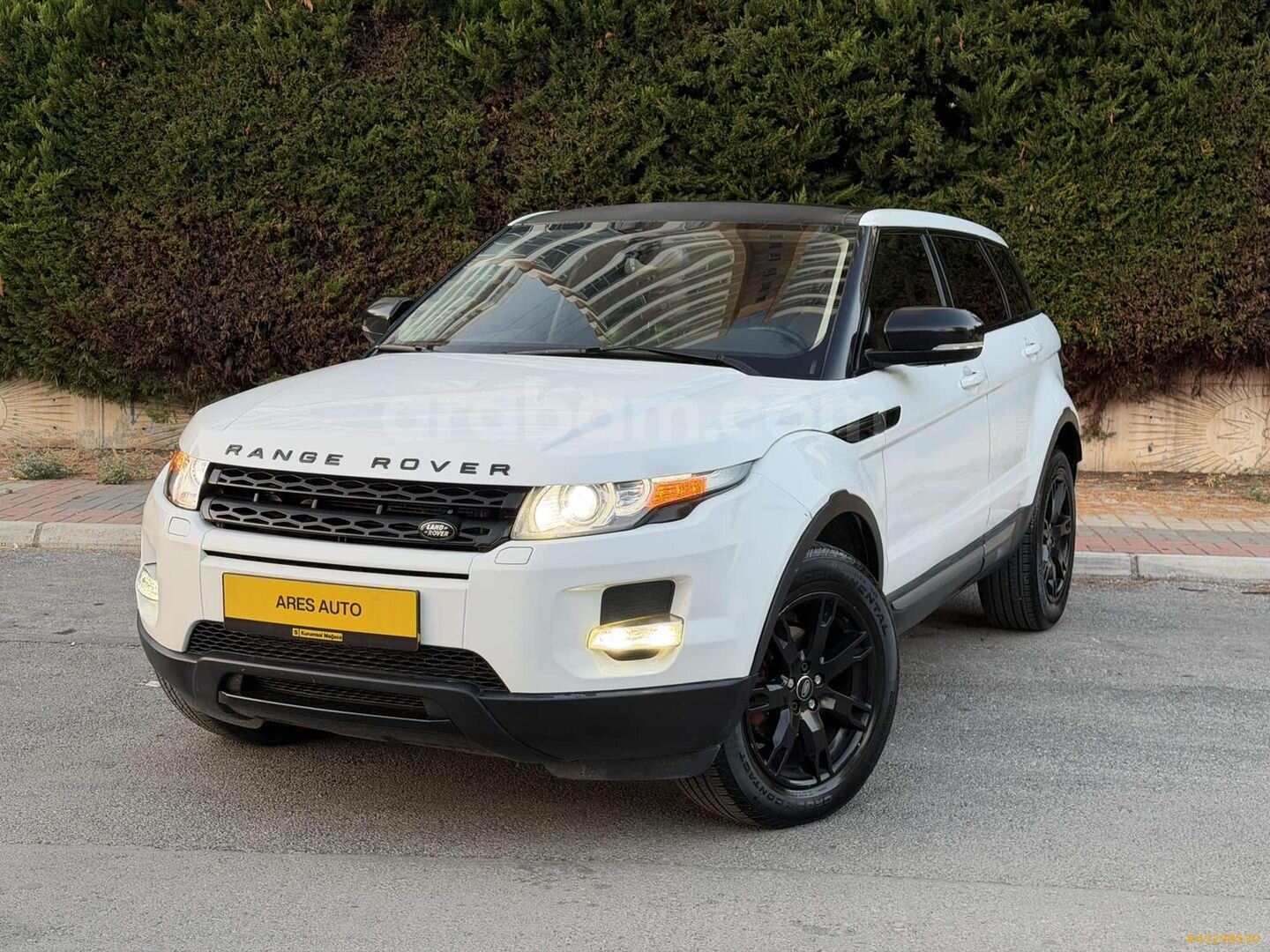 RANGE ROVER 2.0 Si4 | Cam Tavanlı | Düşük Km 6