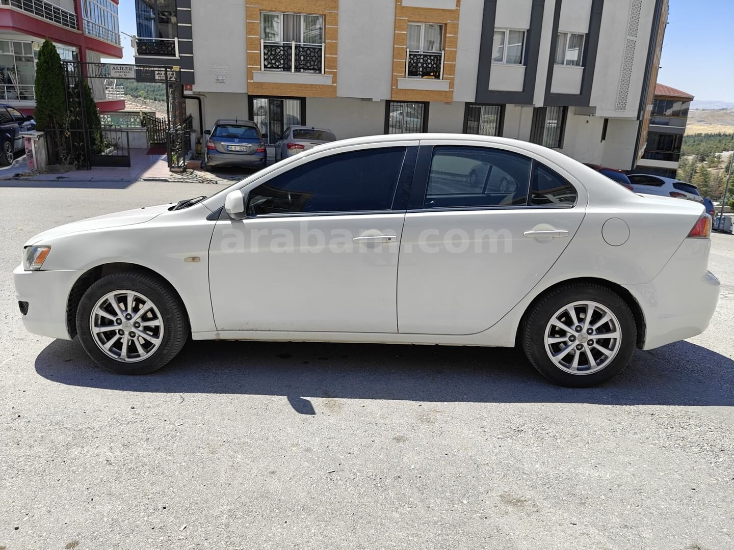 Sahibinden Mitsubishi Lancer 1.6 Invite 2011 Model 4