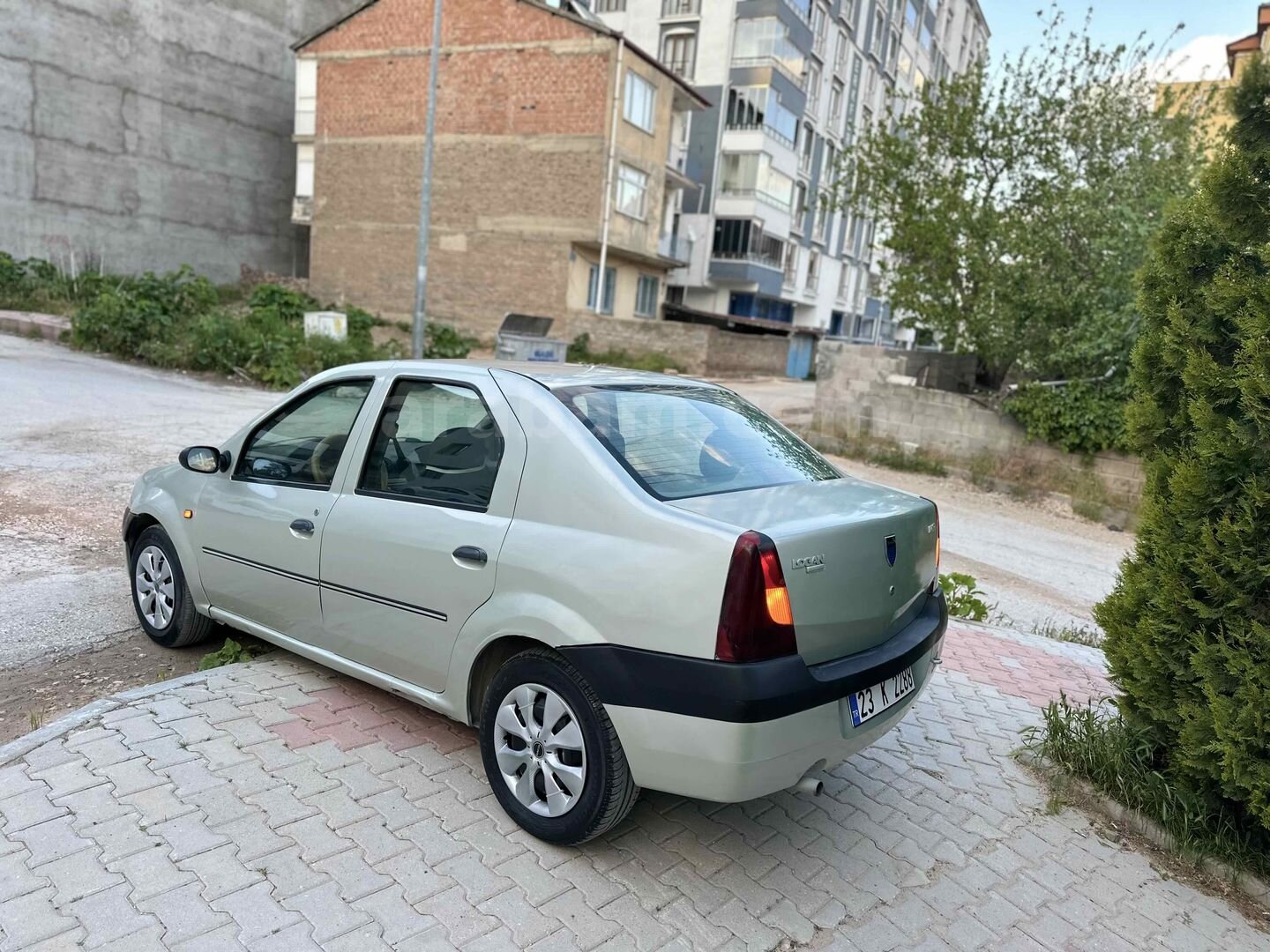 Galeriden Dacia Logan 1.4 Ambiance 2005 Model Elazığ 6