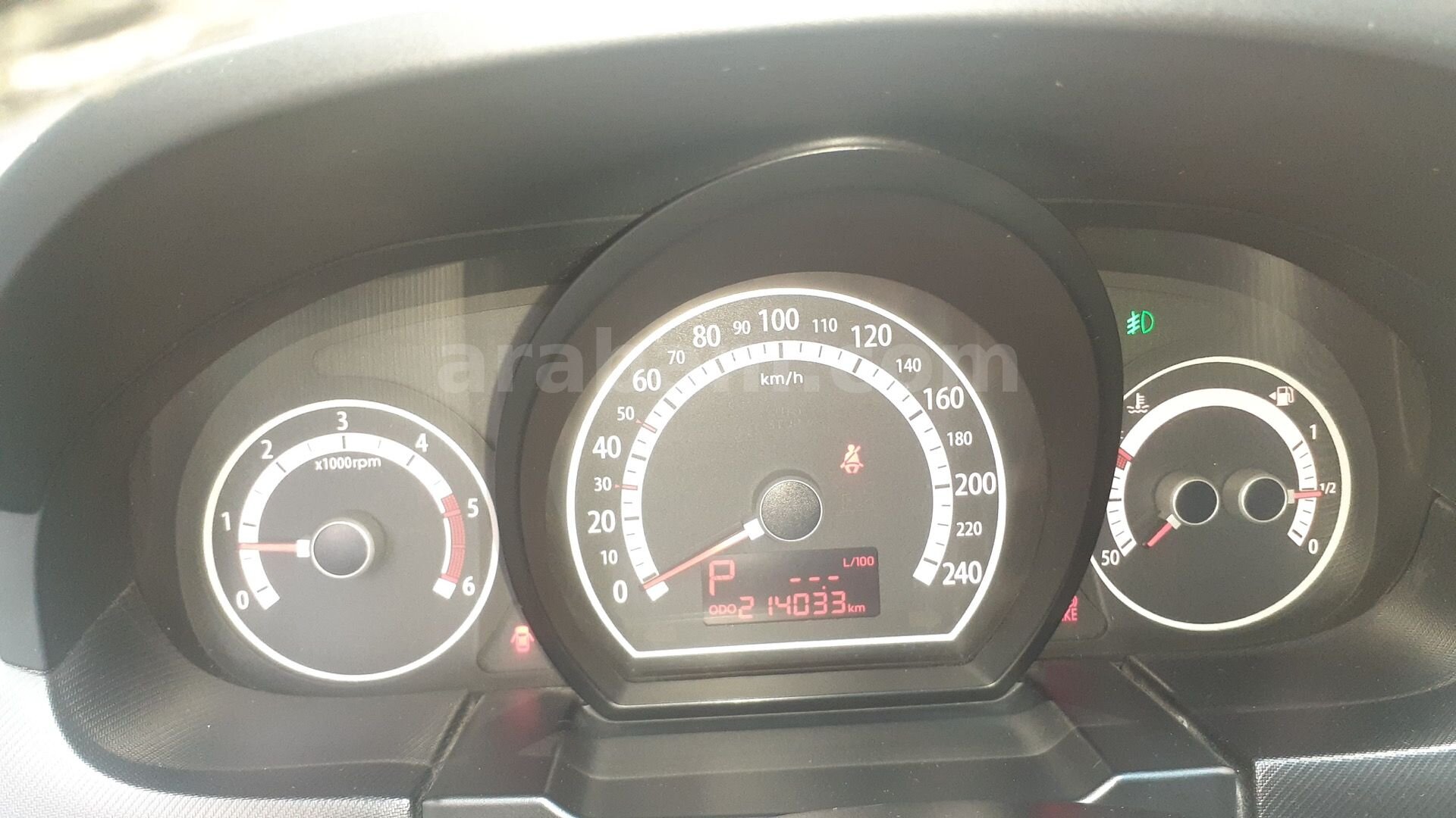 Sahibinden Kia Ceed 1.6 CRDi Motion 2011 Model İstanbul 214.000 km Gri (Gümüş) 7