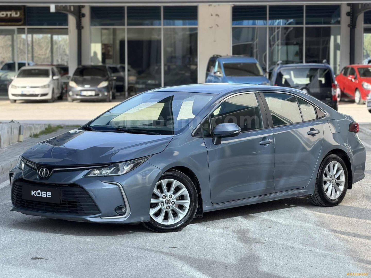 Galeriden Toyota Corolla 1.5 Dream 2021 Model Denizli 220.000 km Füme 1