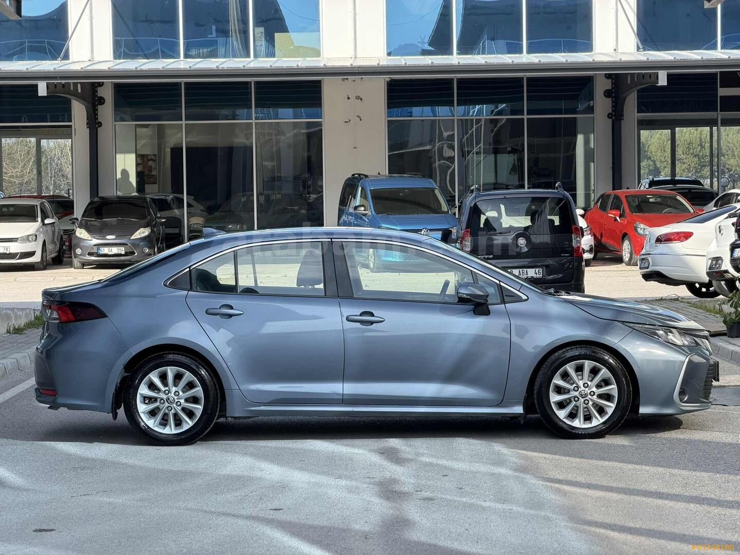 Galeriden Toyota Corolla 1.5 Dream 2021 Model Denizli 220.000 km Füme 7
