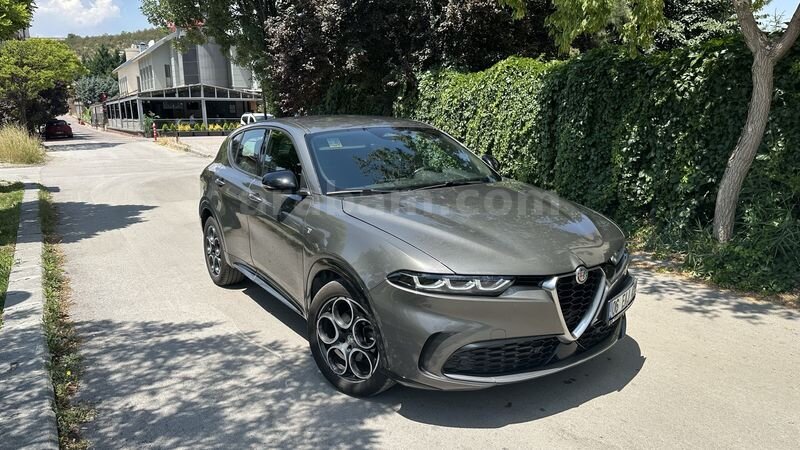 Hatasız Tramersiz Alfa Romeo Tonale - Yetkili Servis Bakımlı 2