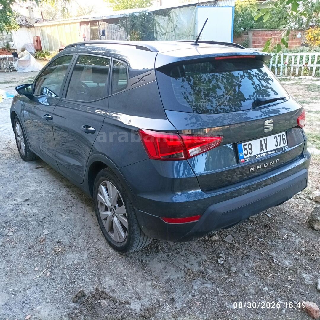 Sahibinden Seat Arona 1.0 EcoTSI Style Plus 2021 Model 2