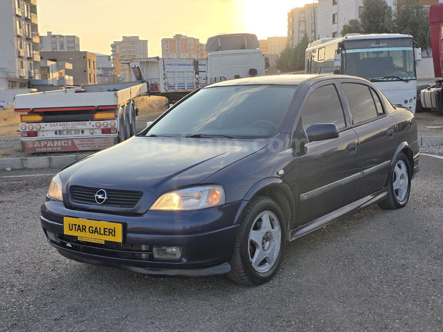 Galeriden Opel Astra 1.6 CD 2000 Model Adıyaman 359.000 km Lacivert 3