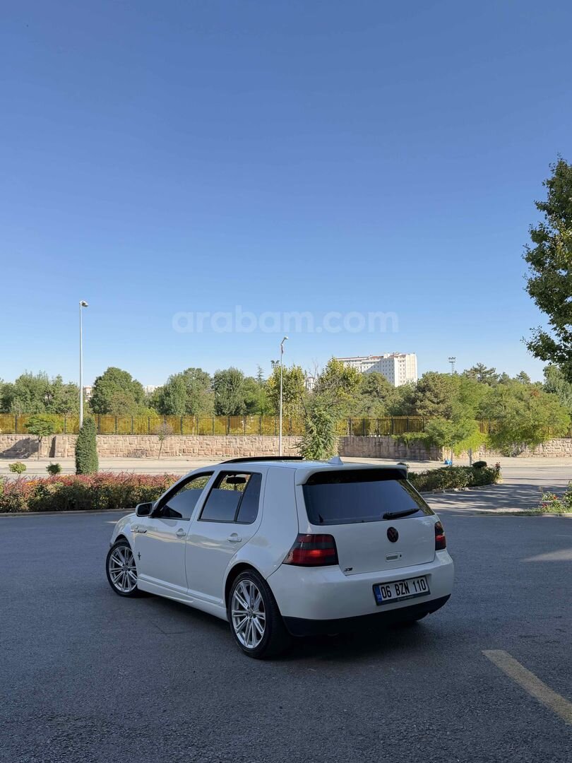 Galeriden Volkswagen Golf 1.6 Comfortline 2001 Model Ankara 328.000 km Beyaz 6