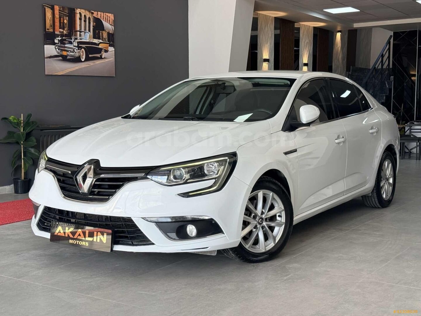 Galeriden Renault Megane 1.5 Blue DCI Touch 2020 Model Aksaray 130.000 km Beyaz 4