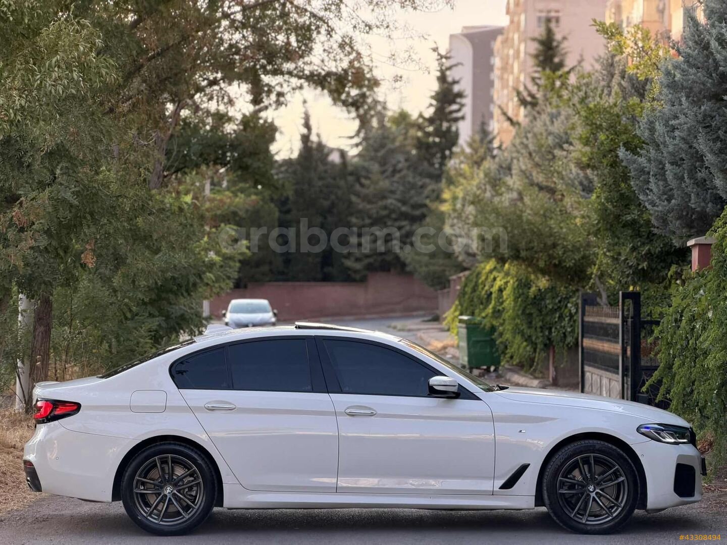 Galeriden BMW 5 Serisi 520i Executive M Sport 2017 Model Kahramanmaraş 230.000 km Beyaz 7