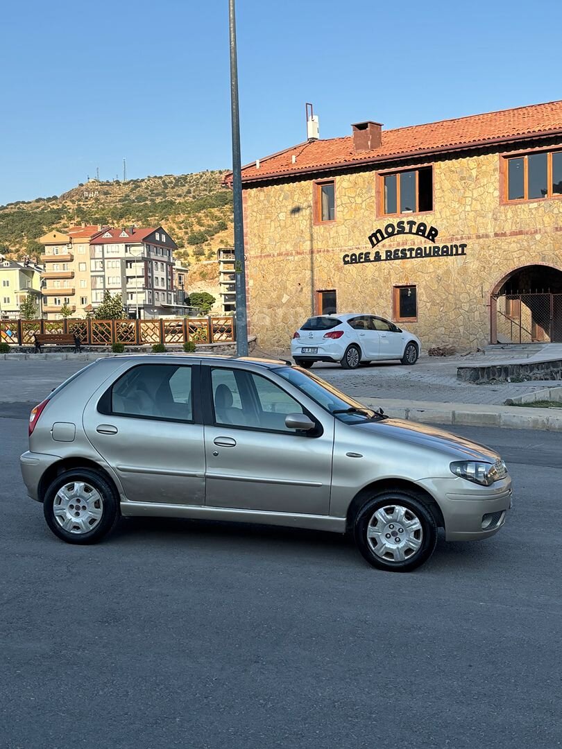 Galeriden Fiat Palio 1.4 Fire Dynamic Sole 2009 Model Nevşehir 101.000 km Gri 4