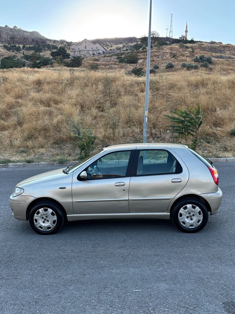 Galeriden Fiat Palio 1.4 Fire Dynamic Sole 2009 Model Nevşehir 101.000 km Gri 5