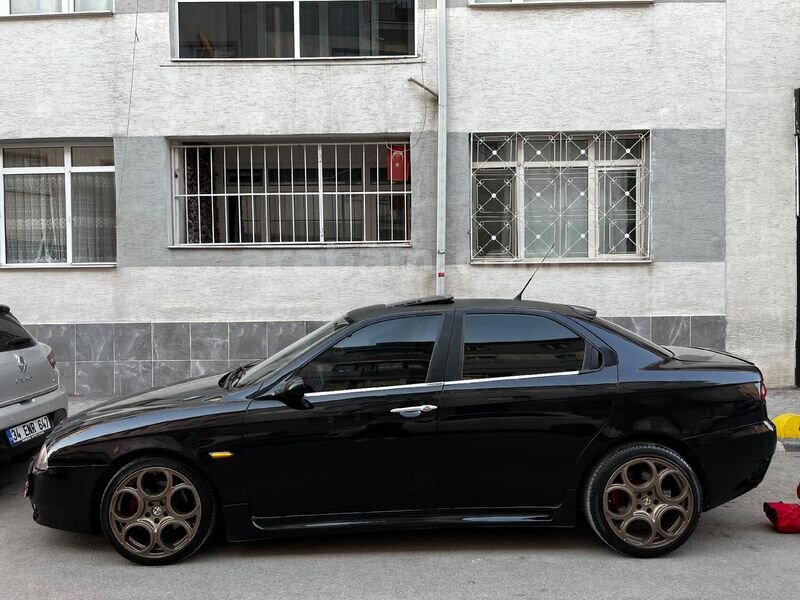 Sahibinden Alfa Romeo 156 1.6 TS Progression 2005 Model 225.000 km Siyah 5