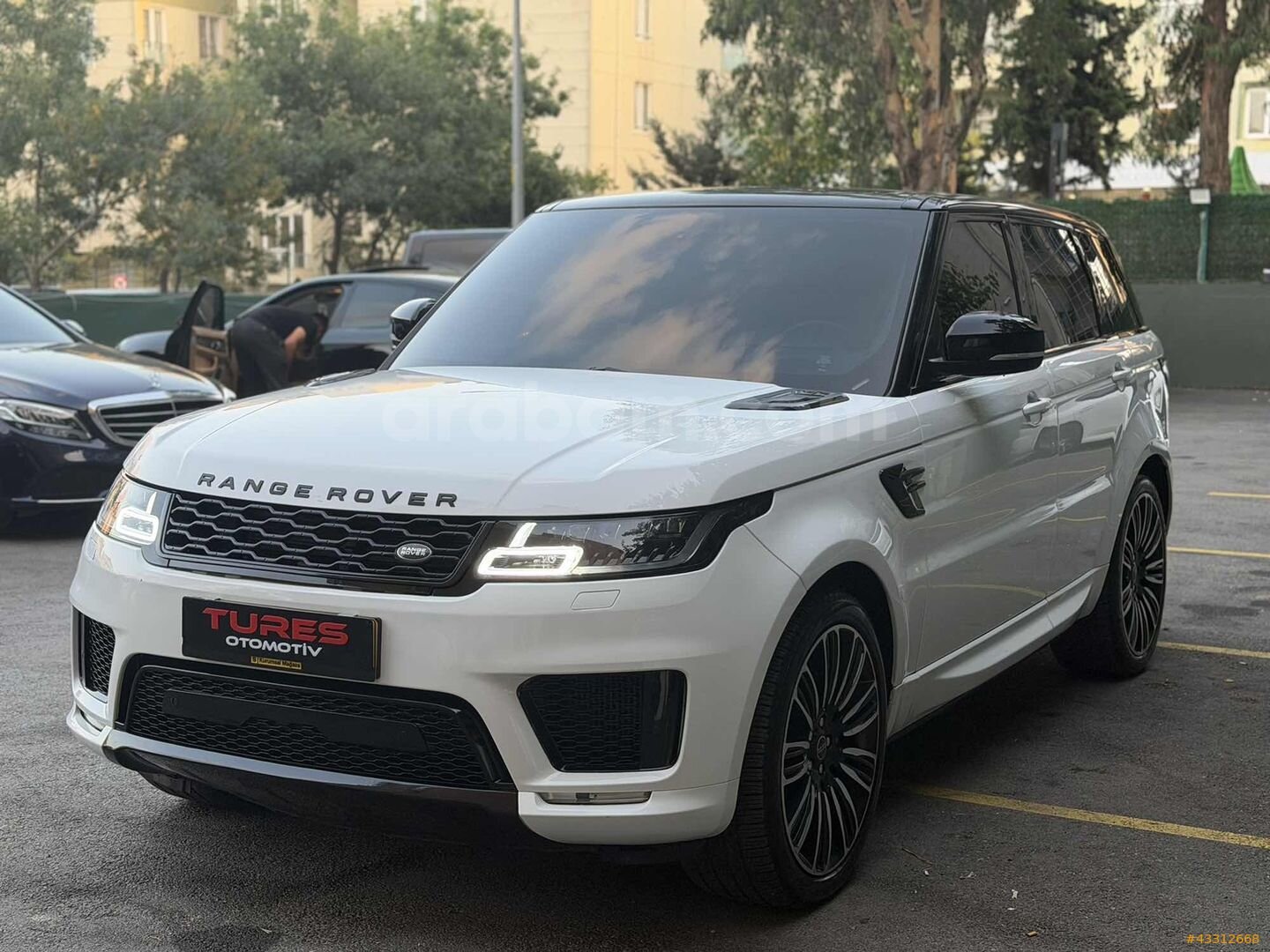 TURES OTOMOTİVDEN 2013 ORJ RANGE ROVER. 2.050.000 TL KREDİ 36 AY 6
