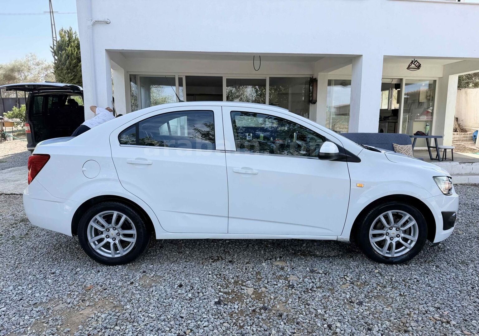 Galeriden Chevrolet Aveo 1.3 D LTZ 2012 Model İzmir 390.000 km Beyaz 5