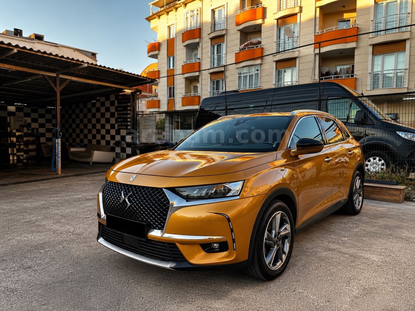 Sahibinden DS Automobiles 7 Crossback 1.5 BlueHDI So Chic Opera 2020 Model 103.000 km Turuncu 4