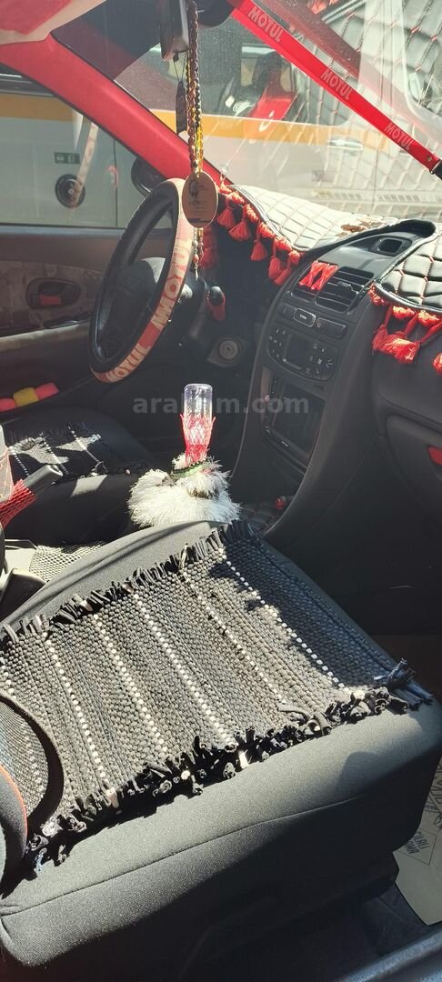TAKASLI ter temiz sorunsuz bakımlı aile aracı Carisma 1.8 GDI Comfort 2000 Model 6