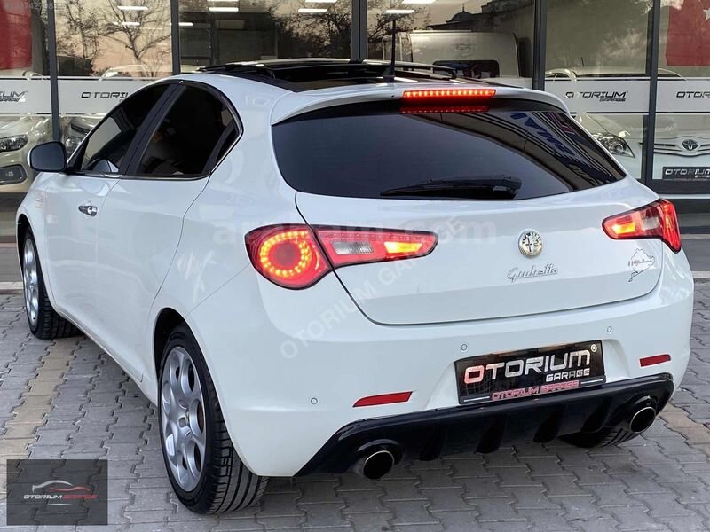 OTORIUM-2012 Giulietta 1.4 TB 170 Hp TCT -Değişensiz-Cam Tavan 4