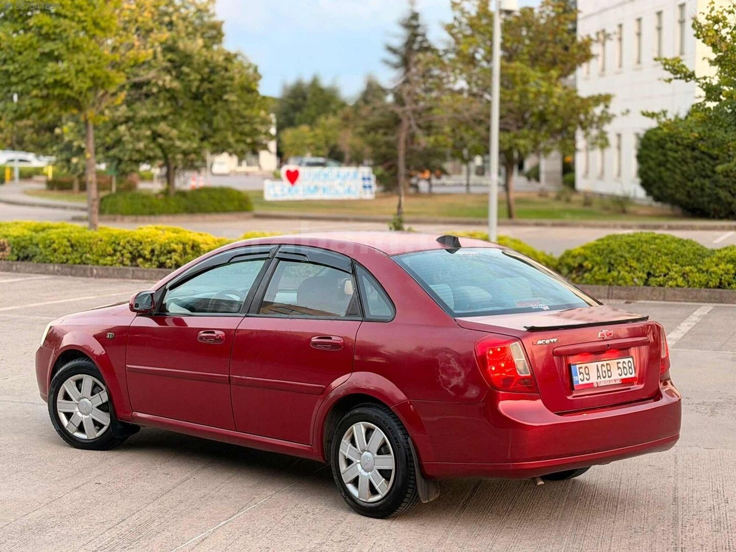 Galeriden Chevrolet Lacetti 1.4 SE 2008 Model Kocaeli 294.000 km Kırmızı 2