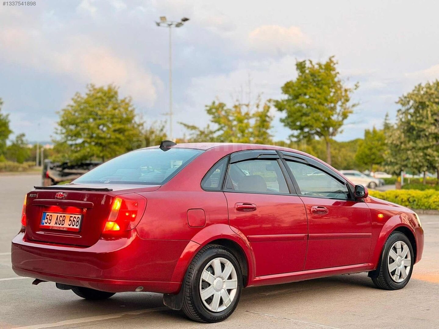 Galeriden Chevrolet Lacetti 1.4 SE 2008 Model Kocaeli 294.000 km Kırmızı 5