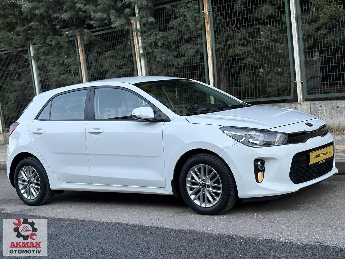 Galeriden Kia Rio 1.4 CVVT Elegance 2018 Model Bursa 130.000 km Beyaz 2