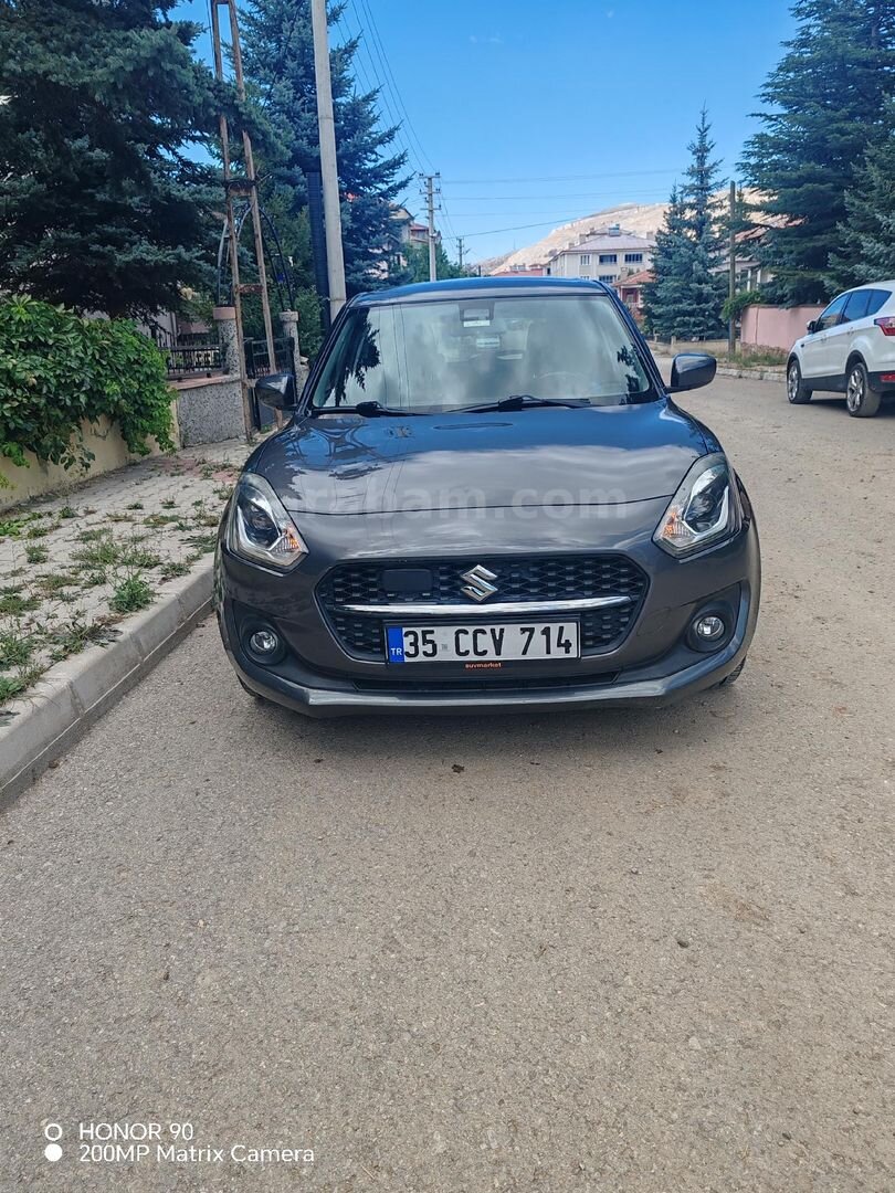 Sahibinden Suzuki Swift 1.2 Hibrit GL Techno 2021 Model 4