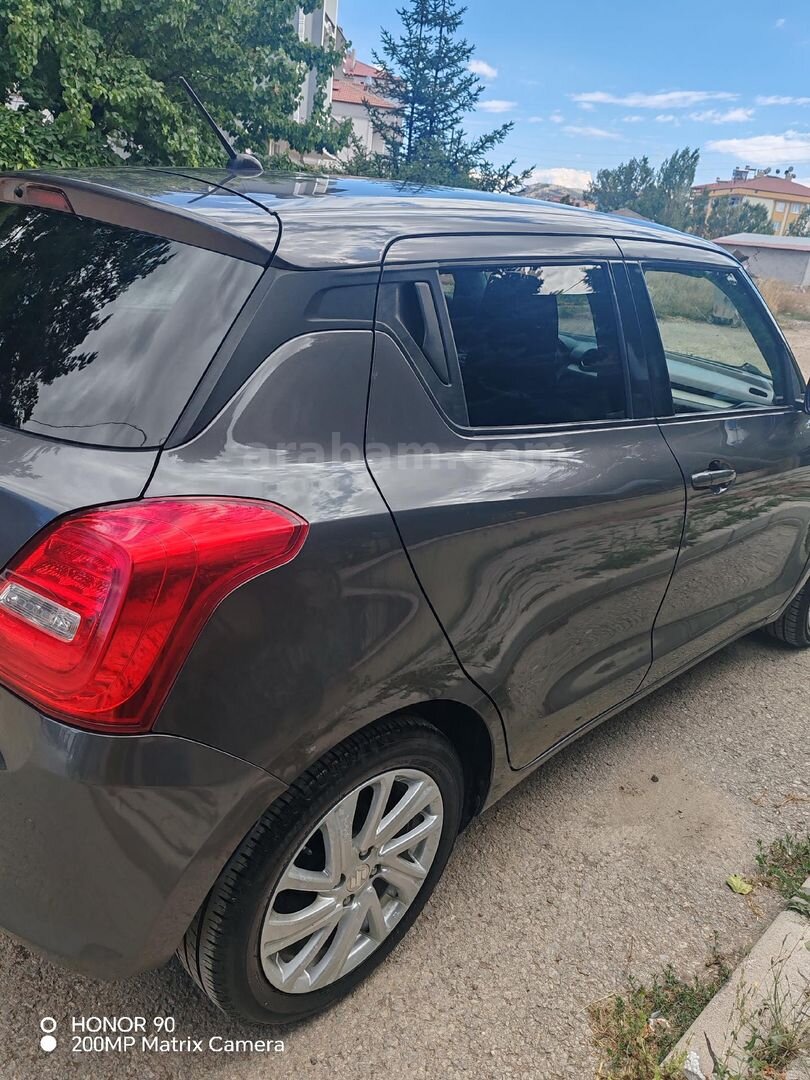 Sahibinden Suzuki Swift 1.2 Hibrit GL Techno 2021 Model 5