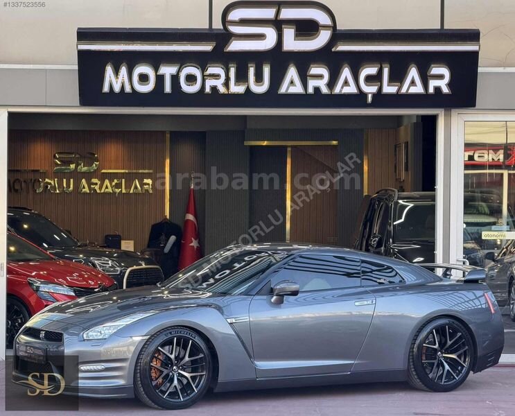 -SD-2012 NİSSAN GTR BOYASIZ ÇİZİKSİZ KOLEKSİYONLUK BLACK EDİTİON