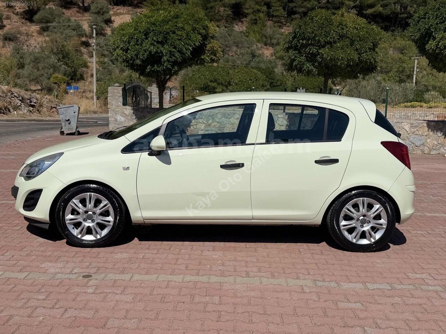 Galeriden Opel Corsa 1.2 Twinport Essentia 2012 Model Muğla 88.600 km Bej 5