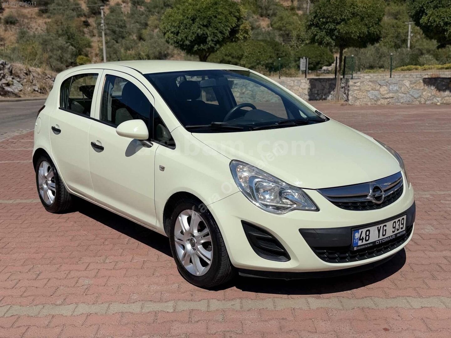 Galeriden Opel Corsa 1.2 Twinport Essentia 2012 Model Muğla 88.600 km Bej 3