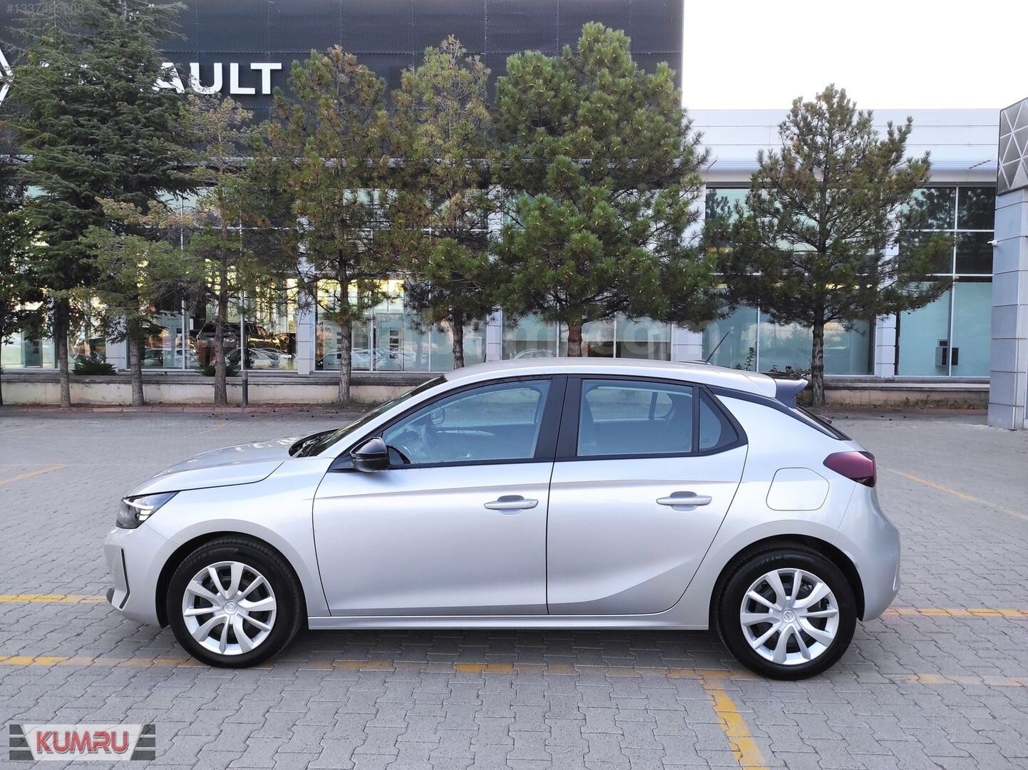 Galeriden Opel Corsa 1.2 T Edition 2025 Model Kayseri 9.000 km Gri 7