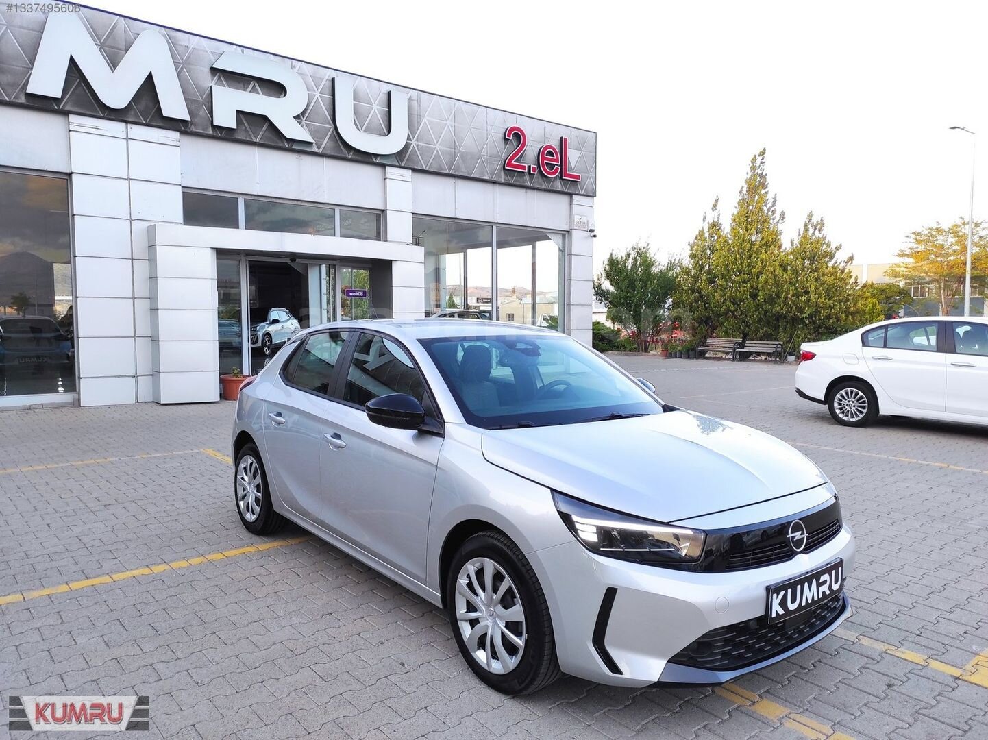 Galeriden Opel Corsa 1.2 T Edition 2025 Model Kayseri 9.000 km Gri 3
