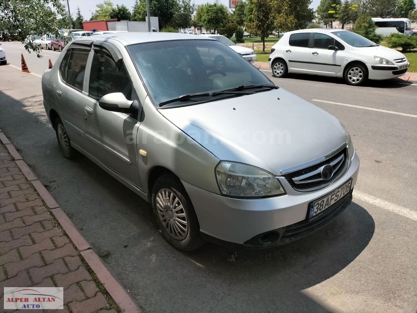 Galeriden Tata Indigo 1.4 TDI Comfort 2008 Model Kayseri 288.000 km Gri 7